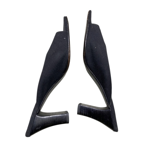 Salvatore Ferragamo Black Chunky Heels with Modern Squared Toe - Picture 5 of 7